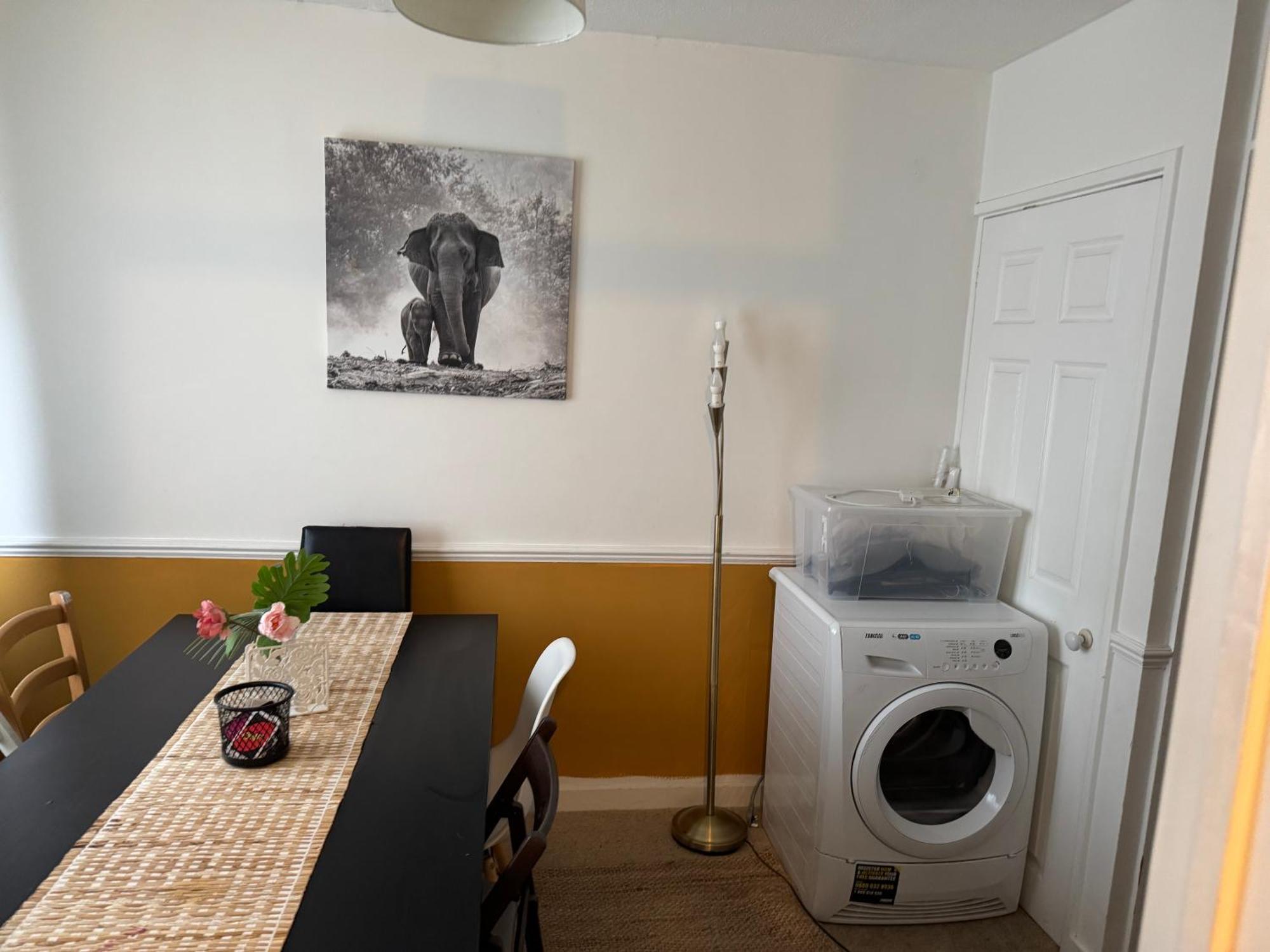 Sunflower Villa 브리스틀 외부 사진